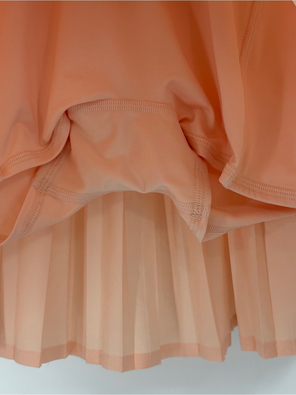 Alo Yoga Aces Tennis Skirt Peach Pink Pleated Skort Size M - Picture 15 of 15